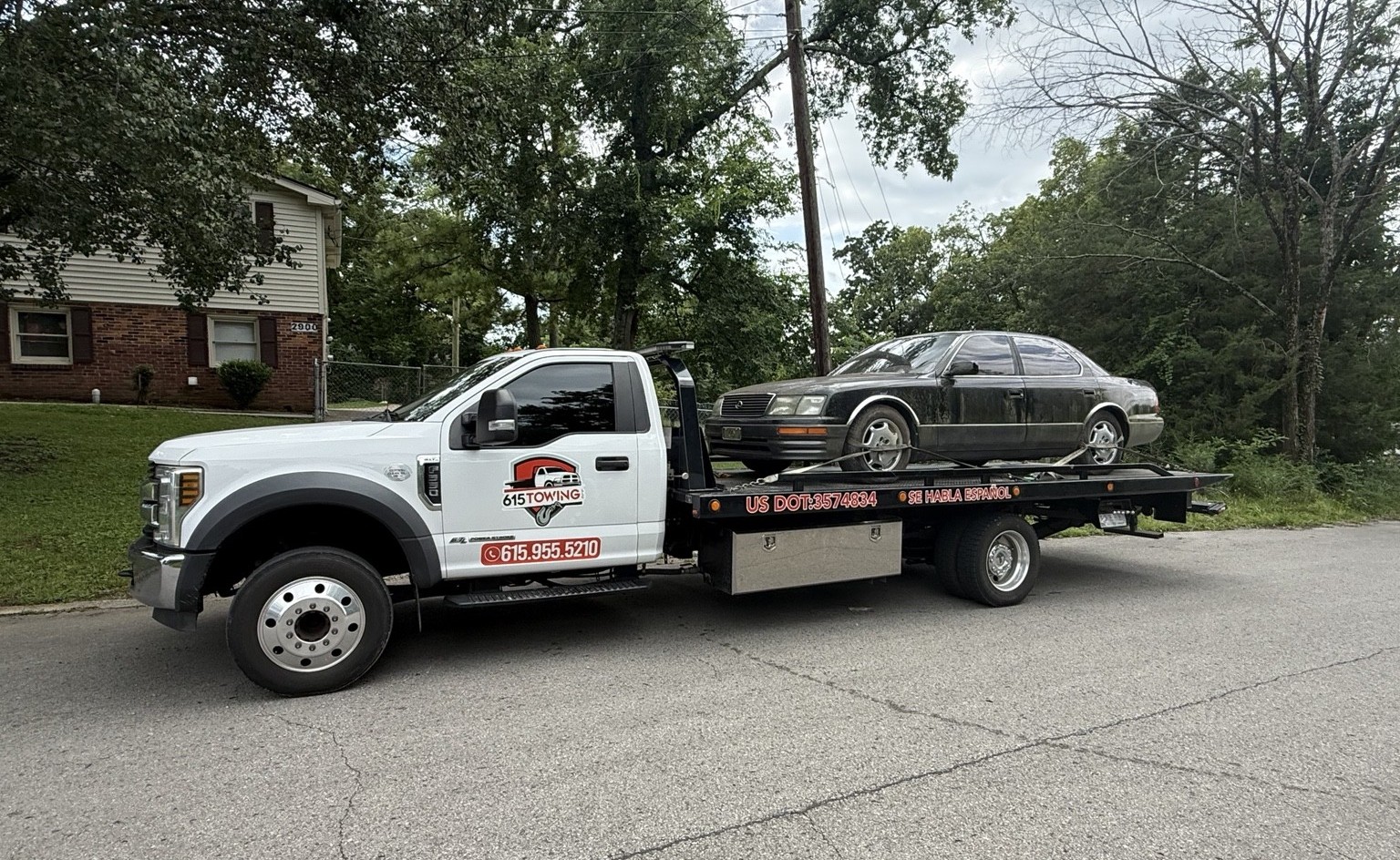 615 Towing LLC flatbed truck